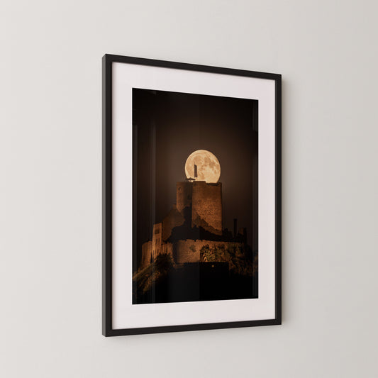 Mond über Münzenberg